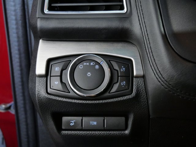 Used 2016 Ford Explorer Platinum AWD/4WD image 26
