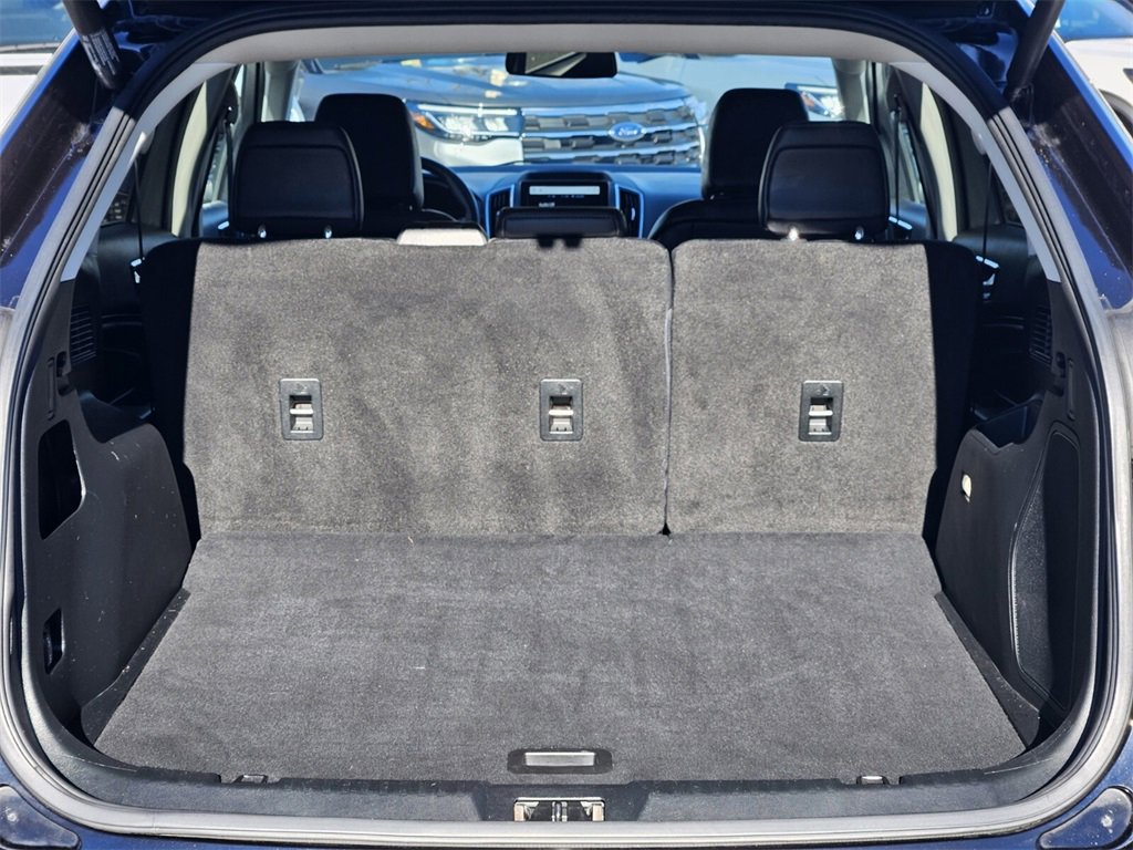 Used 2022 Ford Edge Titanium image 25