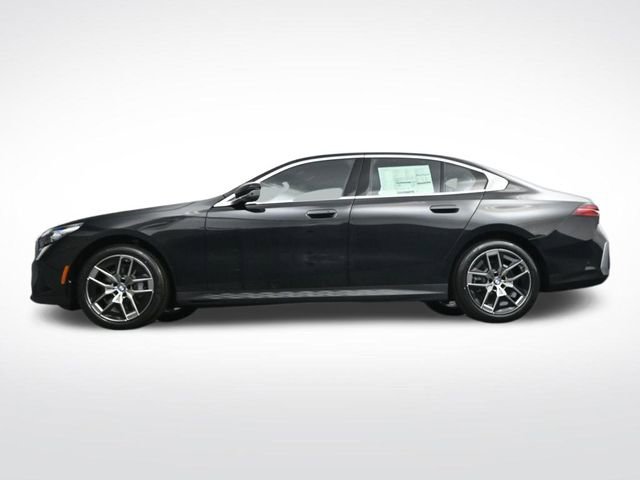 New 2026 BMW 530i xDrive w/ Premium Package image 32