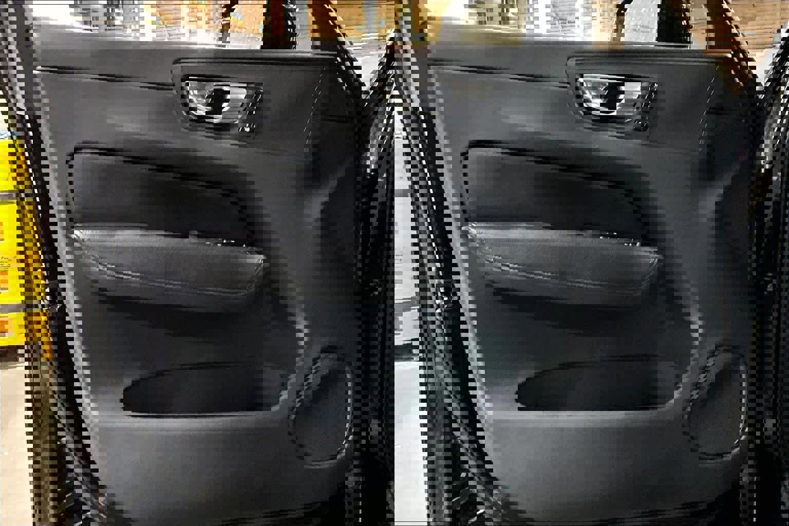 Used 2021 Volvo XC60 T5 Momentum w/ Premium Package AWD/4WD image 22