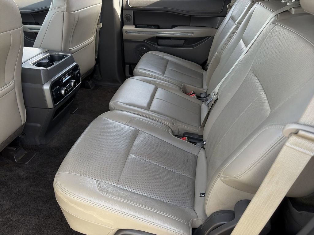 Used 2018 Ford Expedition XLT w/ Equipment Group 202A image 26