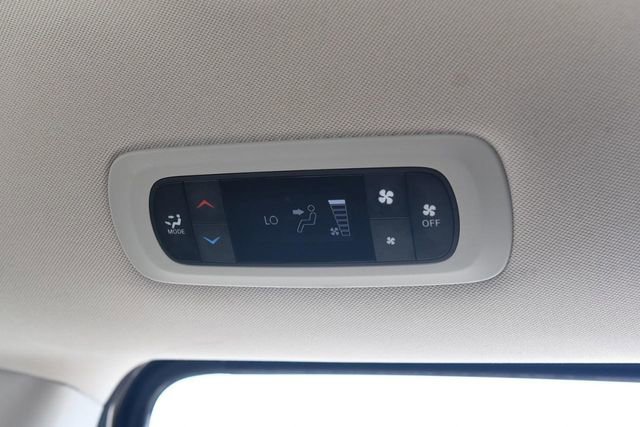 Used 2023 Chrysler Voyager LX FWD image 21