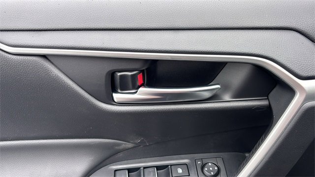 New 2025 Toyota RAV4 XLE w/ Convenience Package image 10