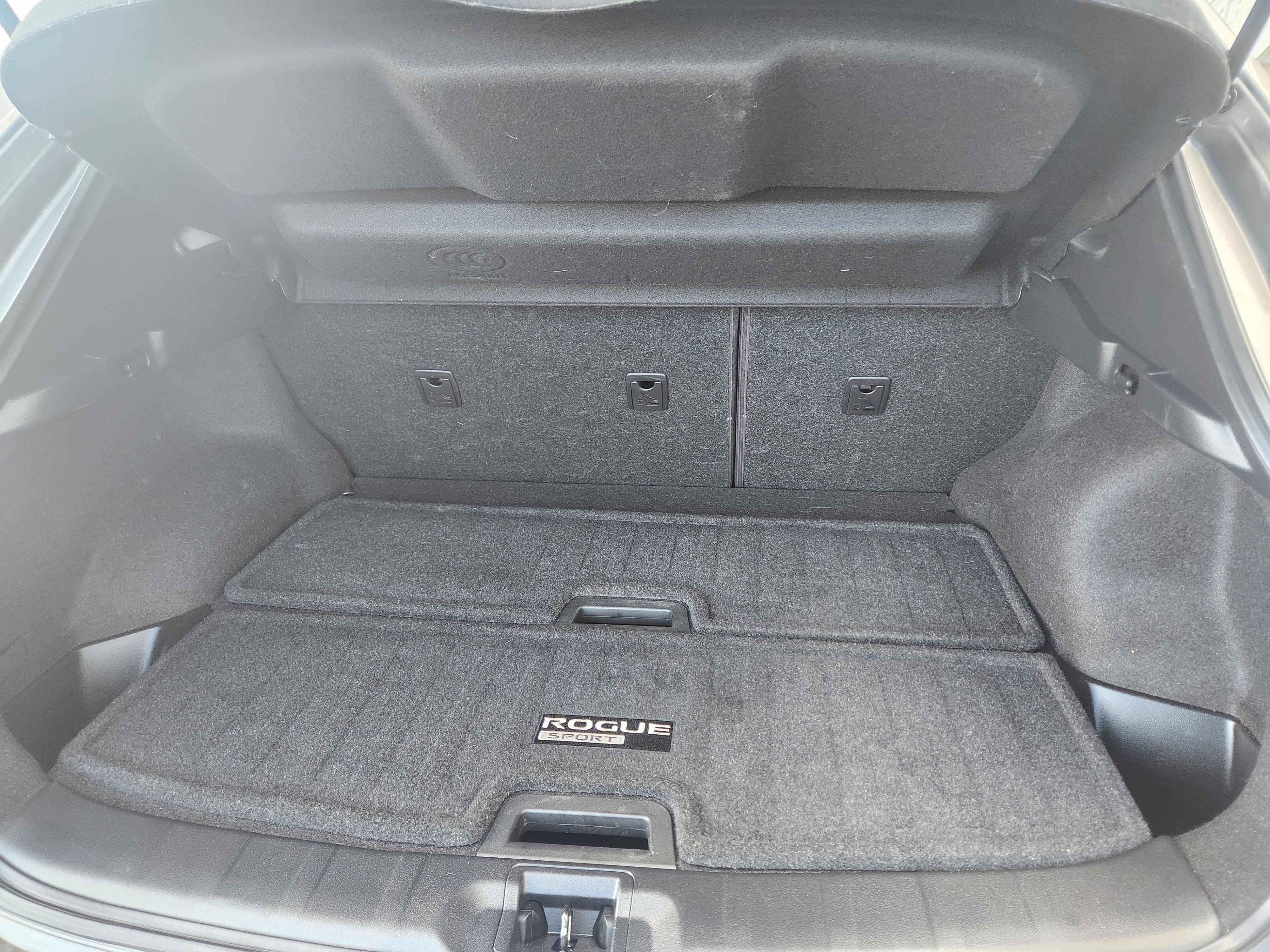 Used 2019 Nissan Rogue Sport SV w/ All-Weather Package image 13