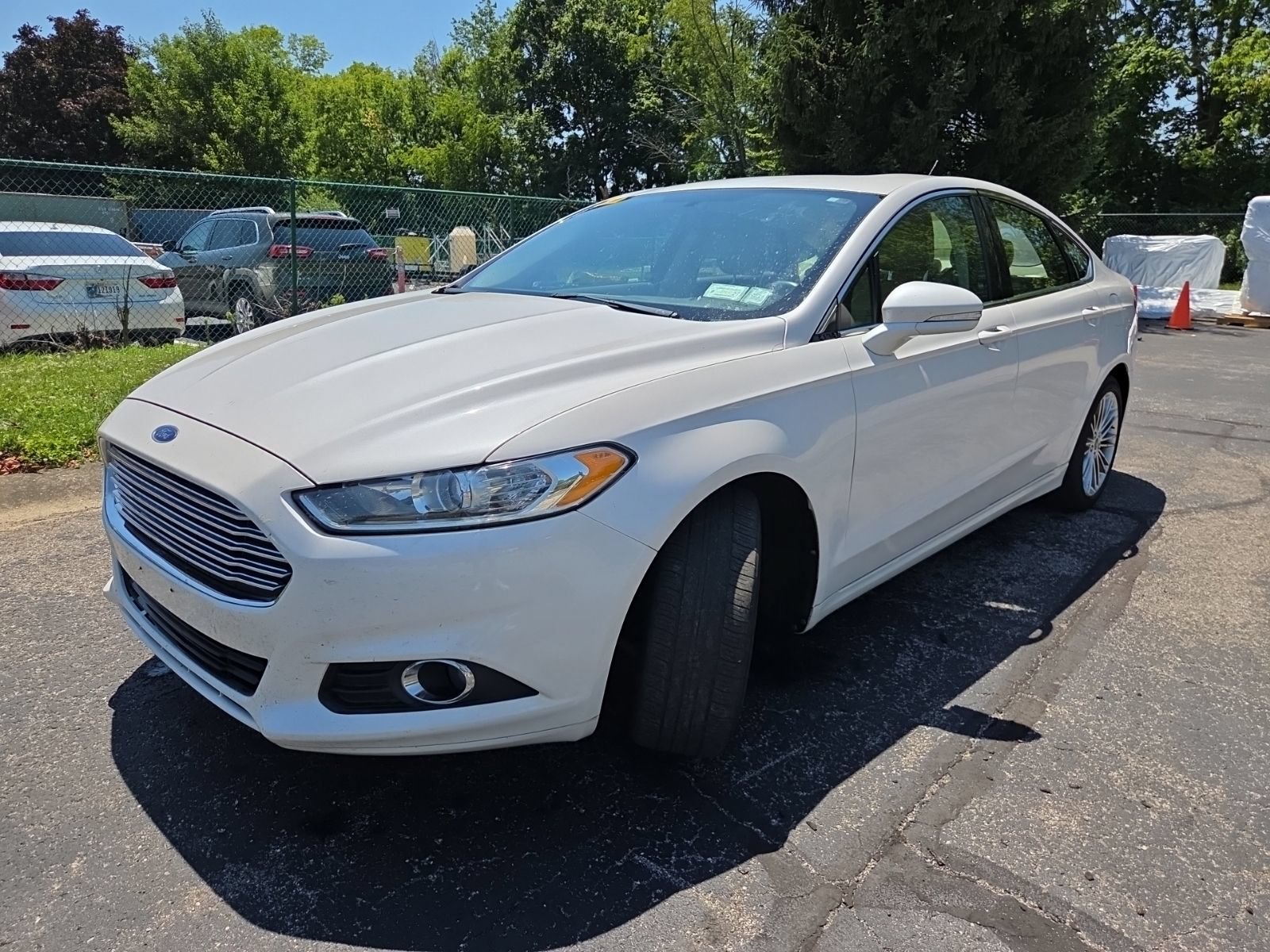 Used 2013 Ford Fusion SE FWD image 10