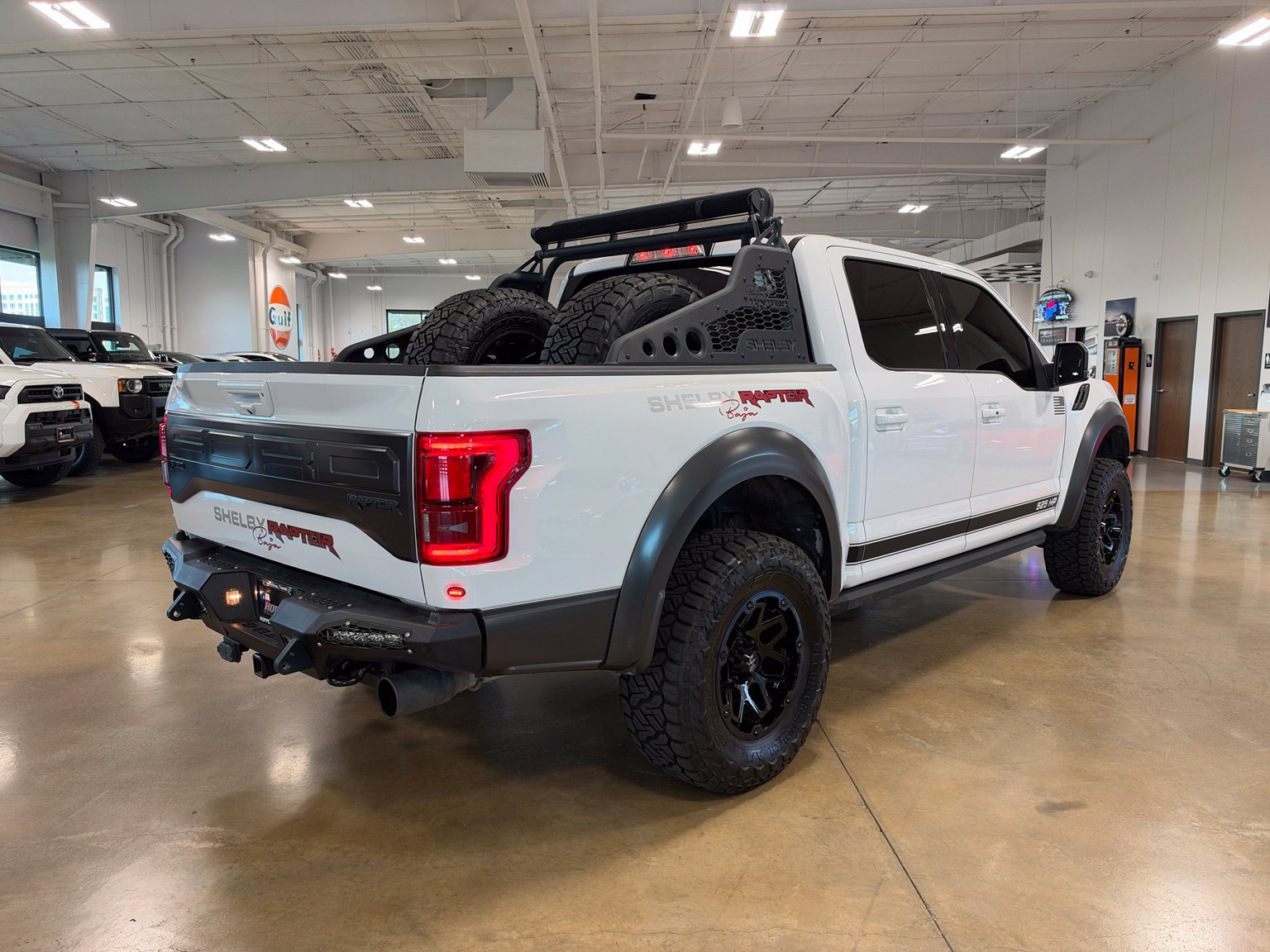 Used 2018 Ford F150 Raptor w/ Equipment Group 802A Luxury AWD/4WD image 7