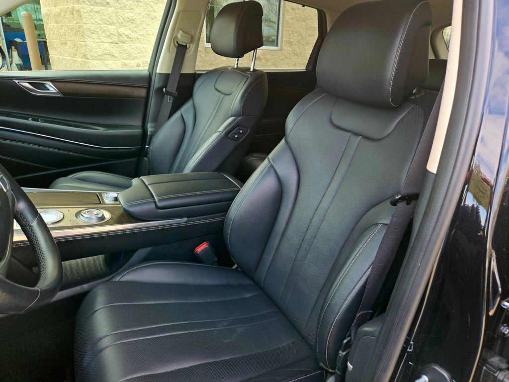 Used 2022 Genesis GV80 3.5T w/ Cargo Package image 24