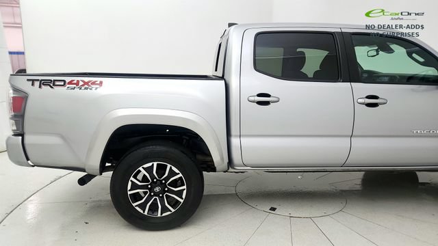 Used 2022 Toyota Tacoma TRD Sport w/ Technology Package AWD/4WD image 22
