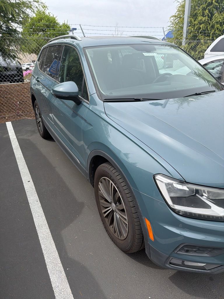 Used 2019 Volkswagen Tiguan SEL image 3