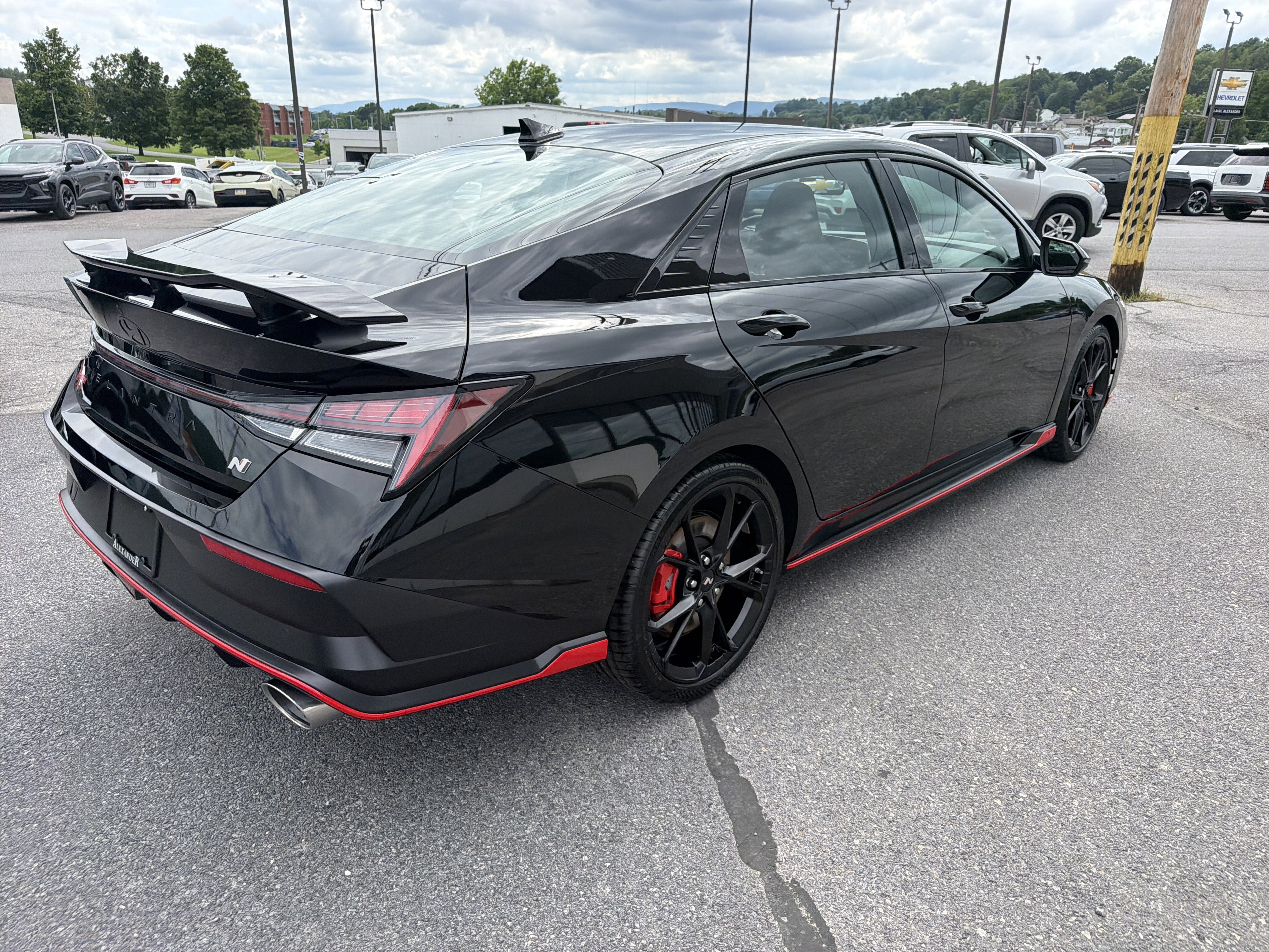 New 2026 Hyundai Elantra N FWD image 3