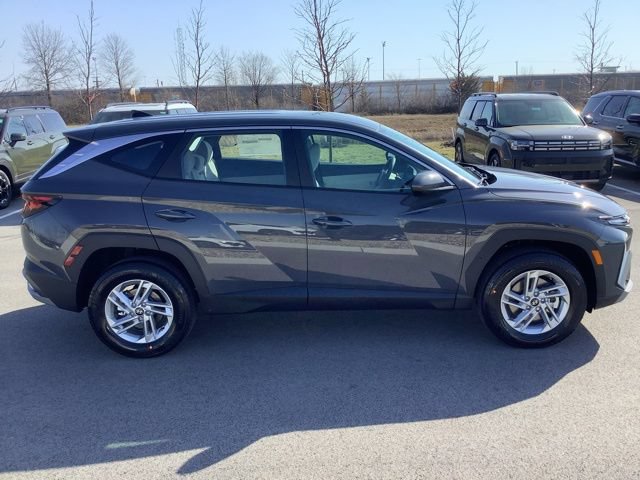 Certified 2025 Hyundai Tucson SE AWD/4WD image 5