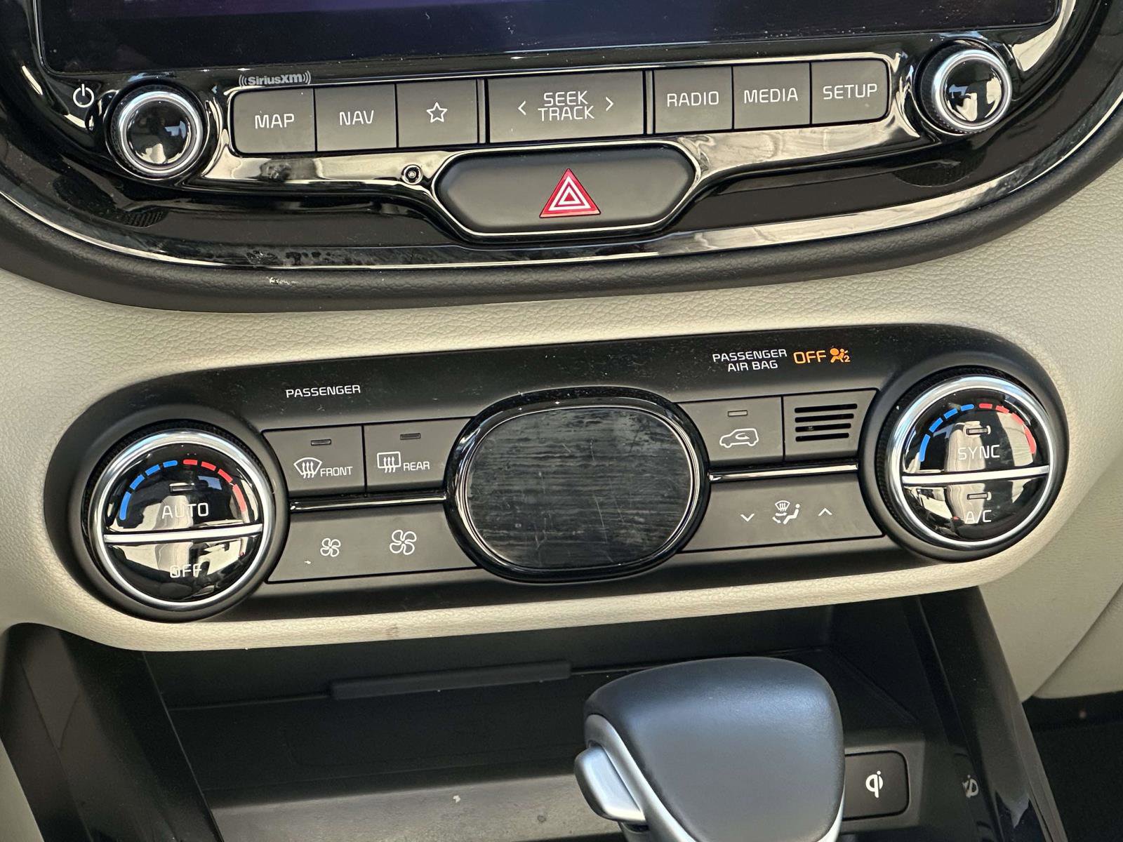 Certified 2023 Kia Soul EX image 5