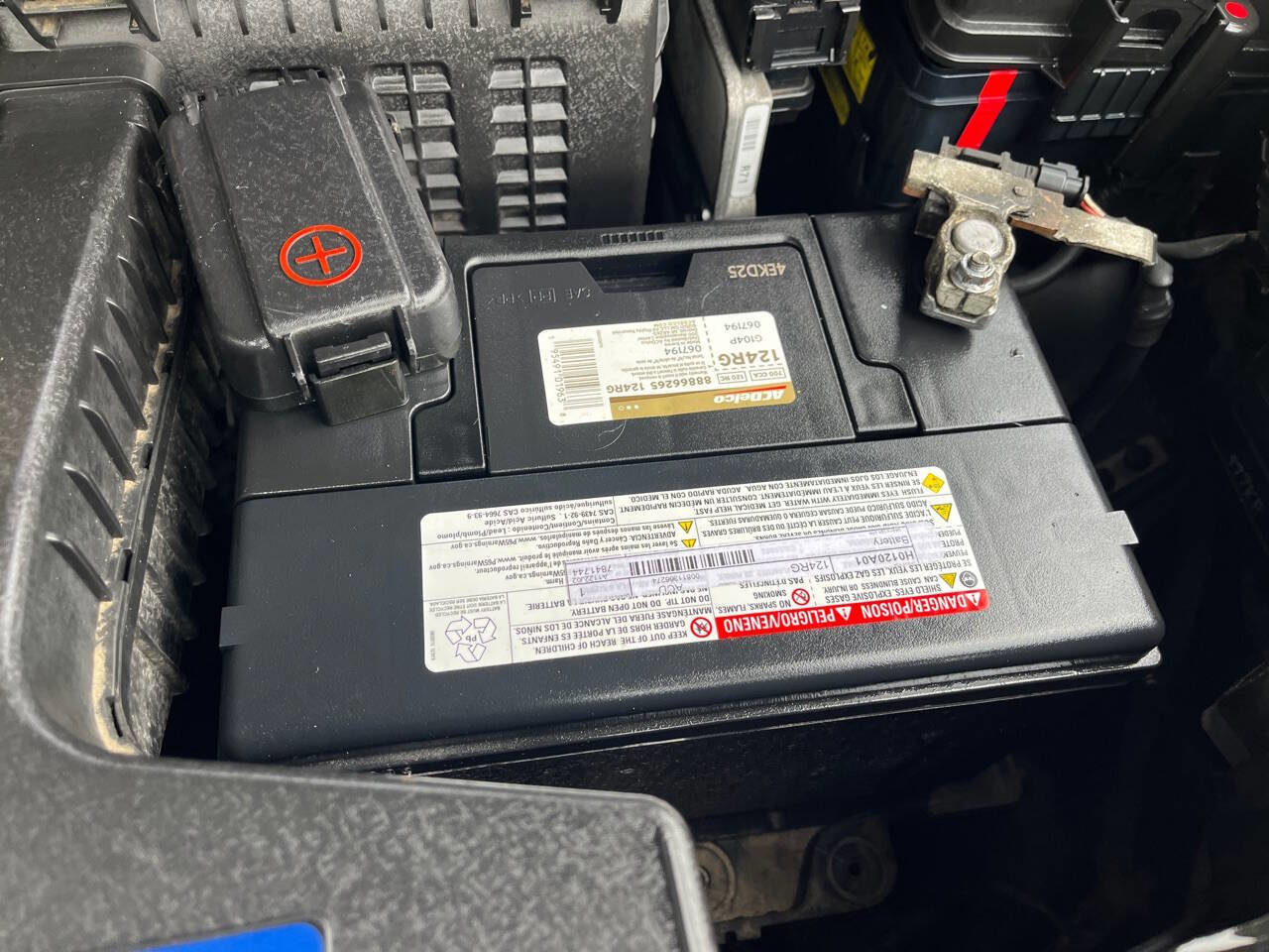 Used 2014 Hyundai Santa Fe Limited w/ Ultimate Package 07 image 34