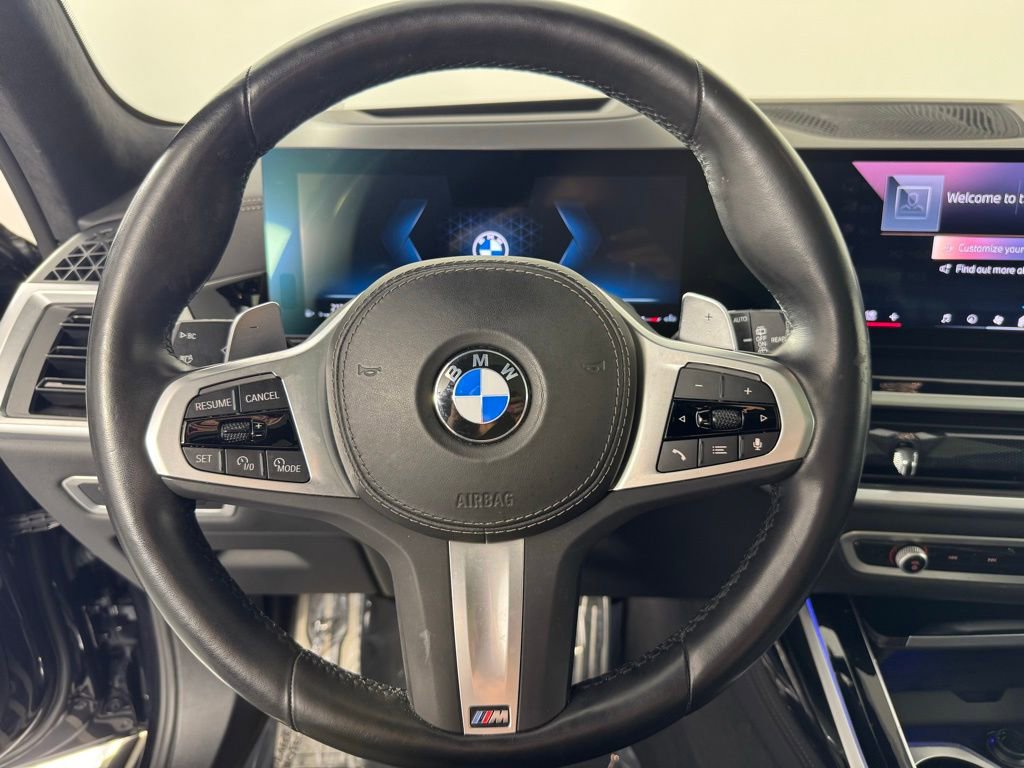 Used 2024 BMW X7 xDrive40i w/ Executive Package image 11