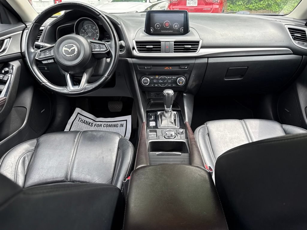 Used 2017 MAZDA MAZDA3 Touring w/ Popular Equipment Package FWD image 17