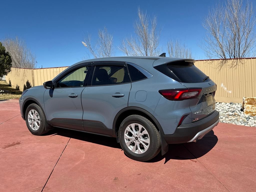 Certified 2024 Ford Escape Active image 5