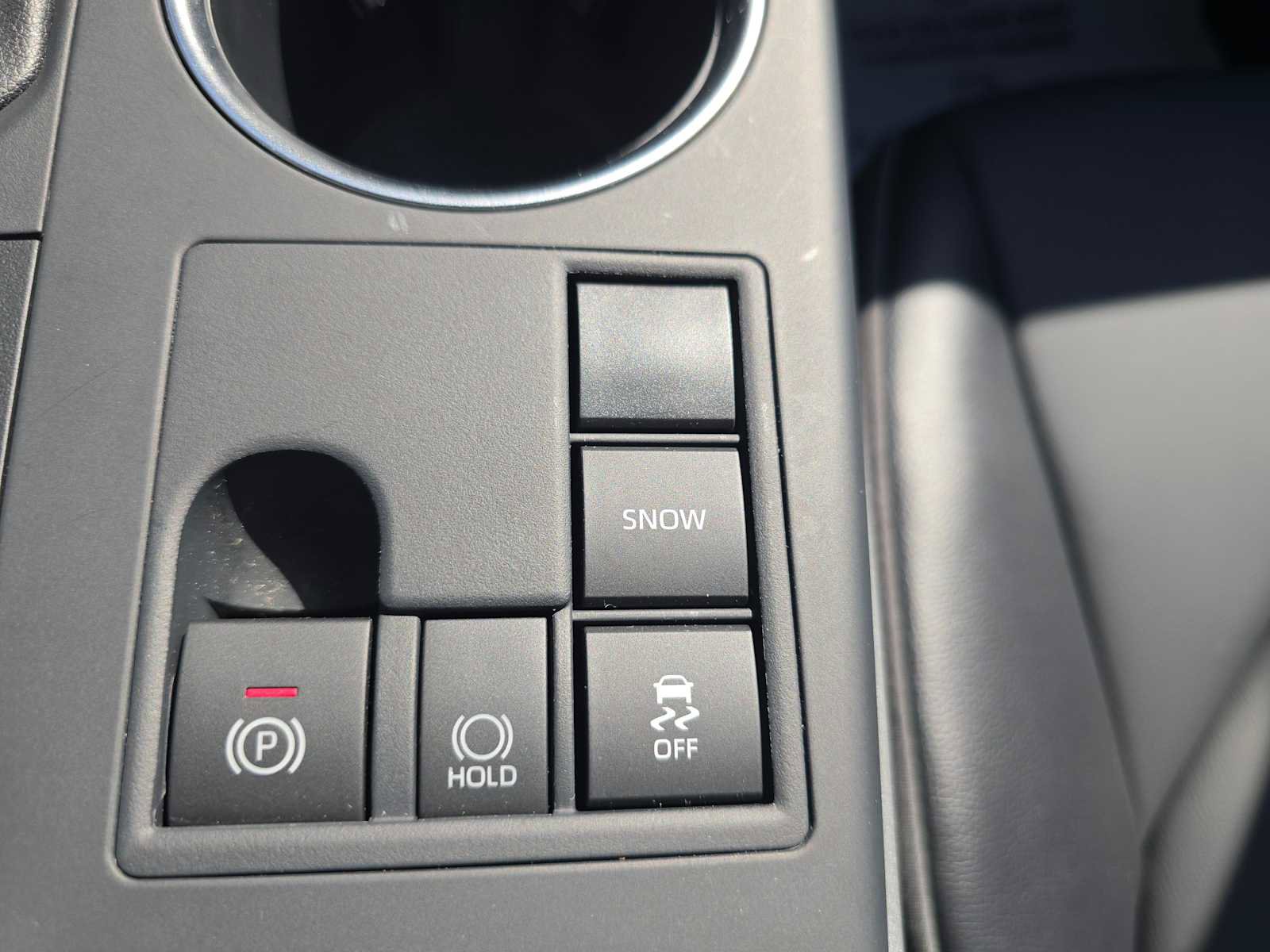 Used 2025 Toyota Highlander XLE FWD image 34