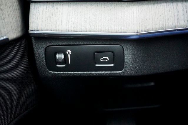 Used 2022 Volvo XC90 T6 Inscription w/ Advanced Package image 29