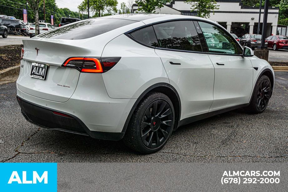 Used 2021 Tesla Model Y Long Range AWD/4WD image 6