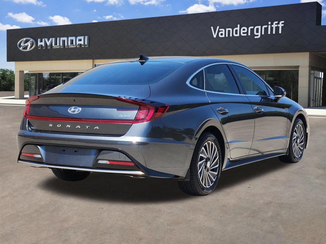 Used 2023 Hyundai Sonata SEL w/ Cargo Package FWD image 4
