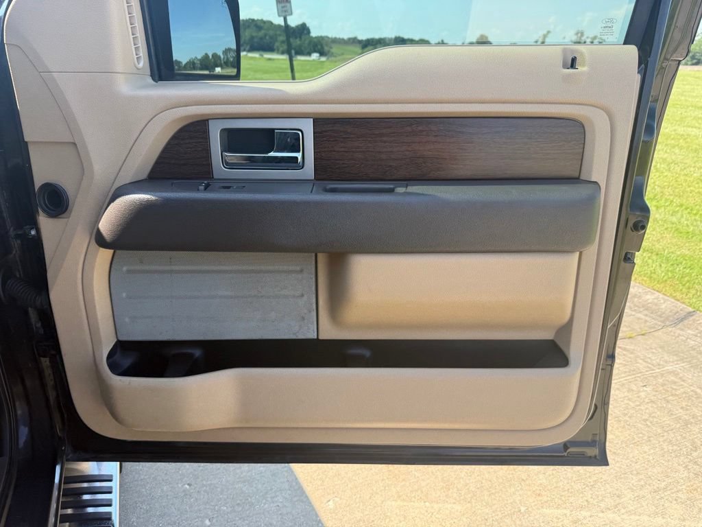 Used 2014 Ford F150 Lariat w/ Equipment Group 501A Mid AWD/4WD image 21