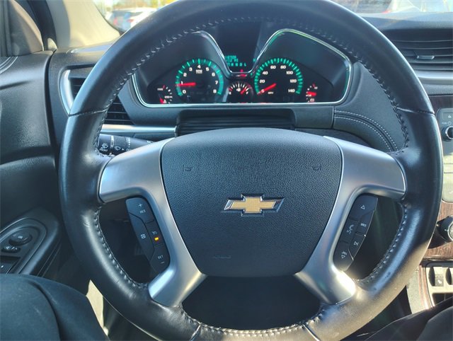 Used 2017 Chevrolet Traverse LT w/ Style and Technology Package image 16
