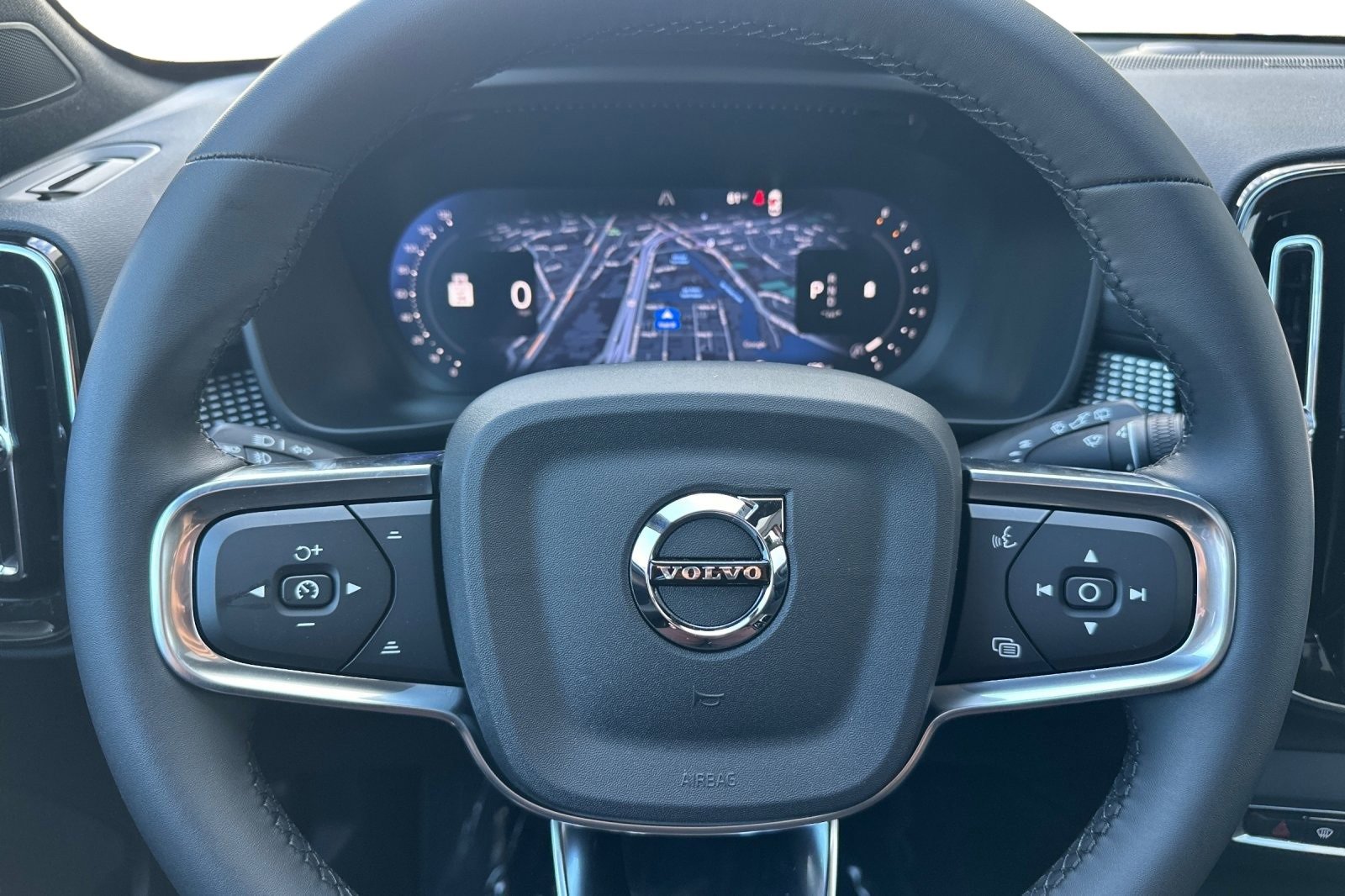 New 2026 Volvo XC40 B5 Ultra w/ Protection Package Premier image 26