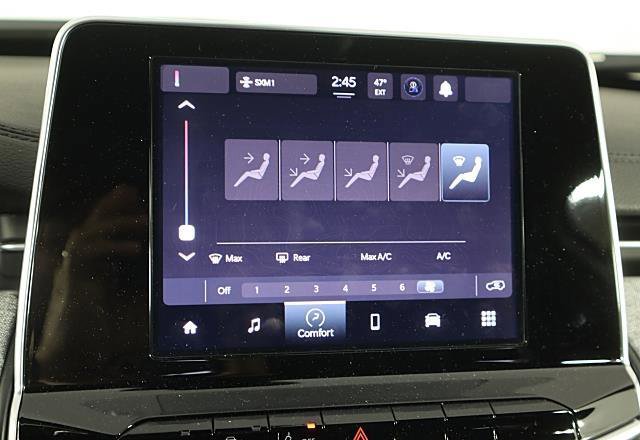 Used 2025 Jeep Compass Sport image 28