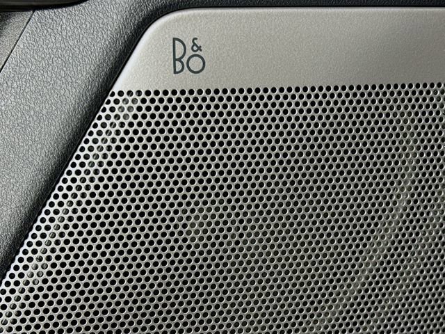 New 2026 Ford F250 Lariat w/ Black Appearance Package image 19