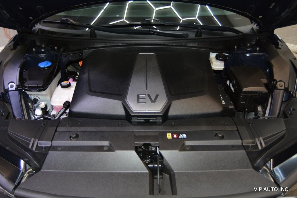 Used 2022 Kia EV6 Light RWD image 30