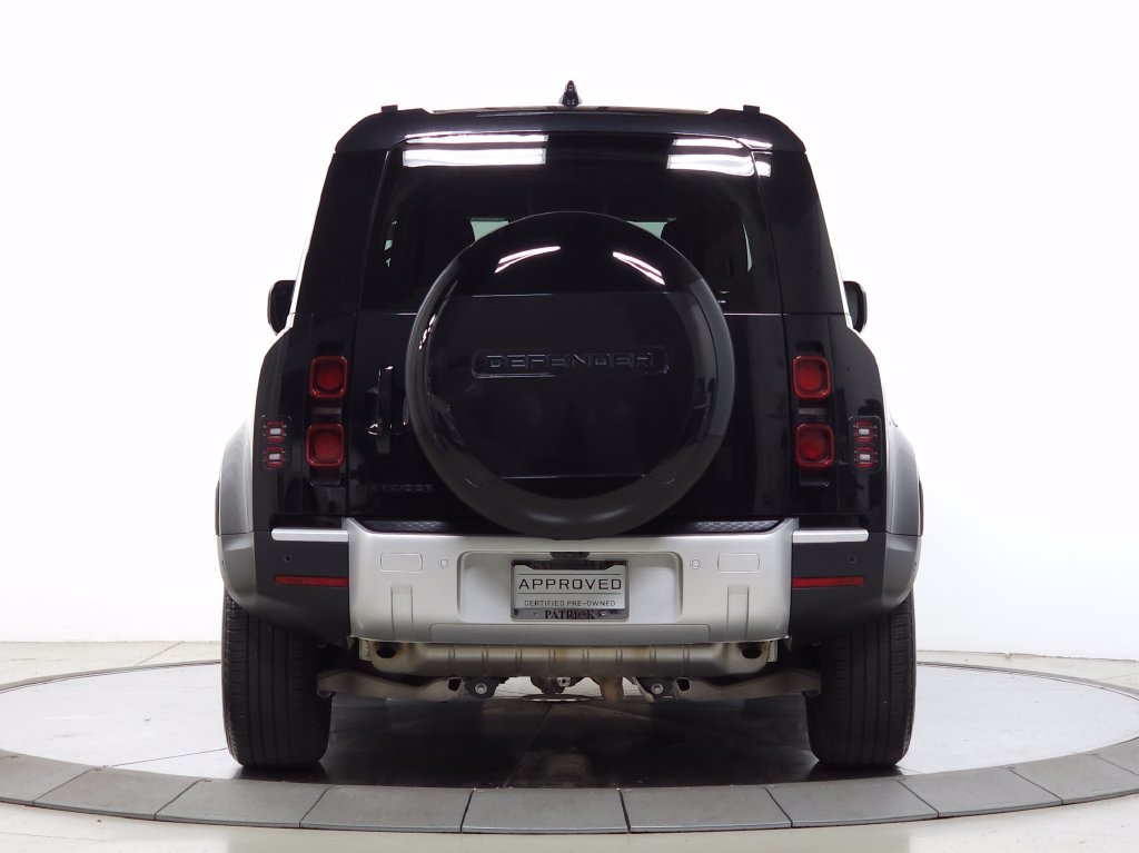 Certified 2025 Land Rover Defender 110 S AWD/4WD image 4