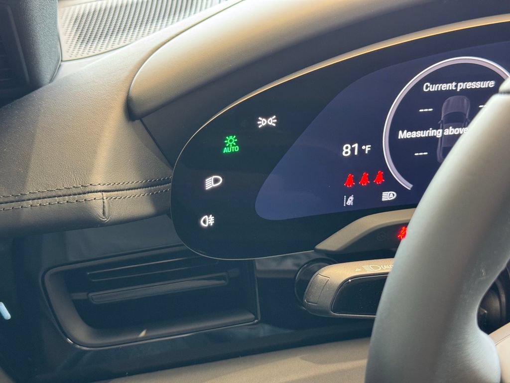 New 2026 Porsche Taycan RWD image 37