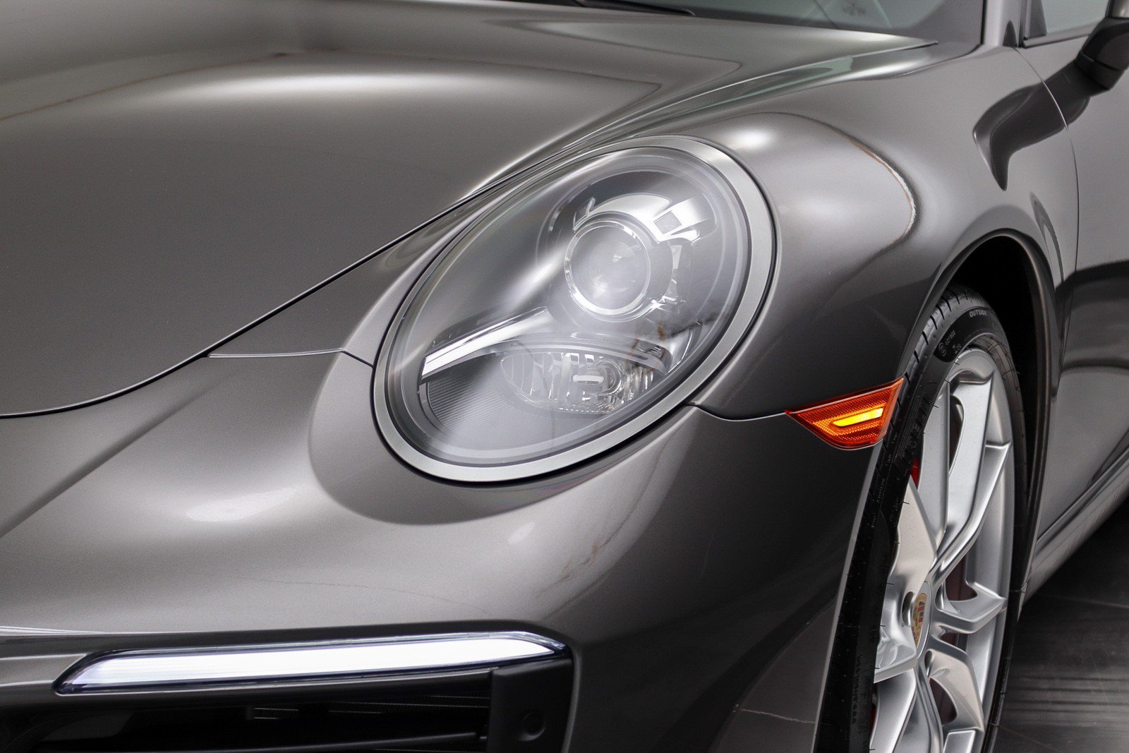 Used 2019 Porsche 911 Carrera S RWD image 10