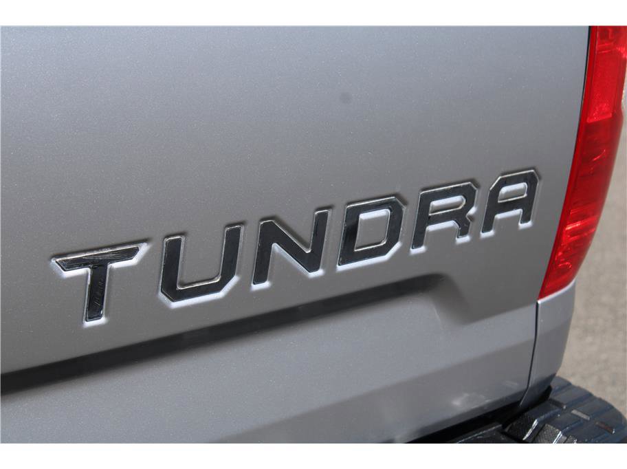 Used 2017 Toyota Tundra Limited w/ Limited Premium Package image 36