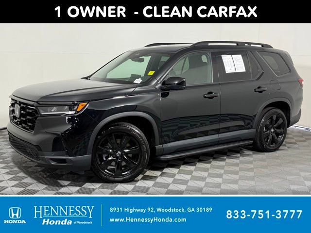 Used 2025 Honda Pilot Black Edition image 1