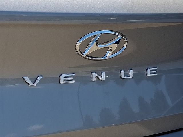New 2026 Hyundai Venue SEL FWD image 25