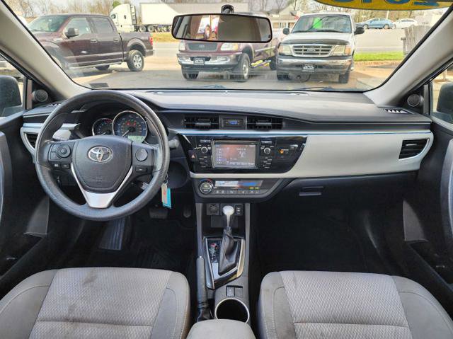 Used 2015 Toyota Corolla LE w/ Body Protection Package #1 FWD image 17