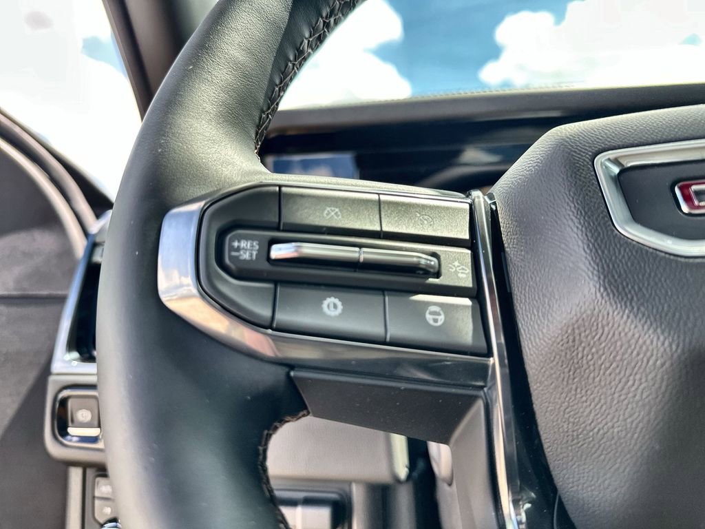 New 2026 GMC Yukon AT4 image 31