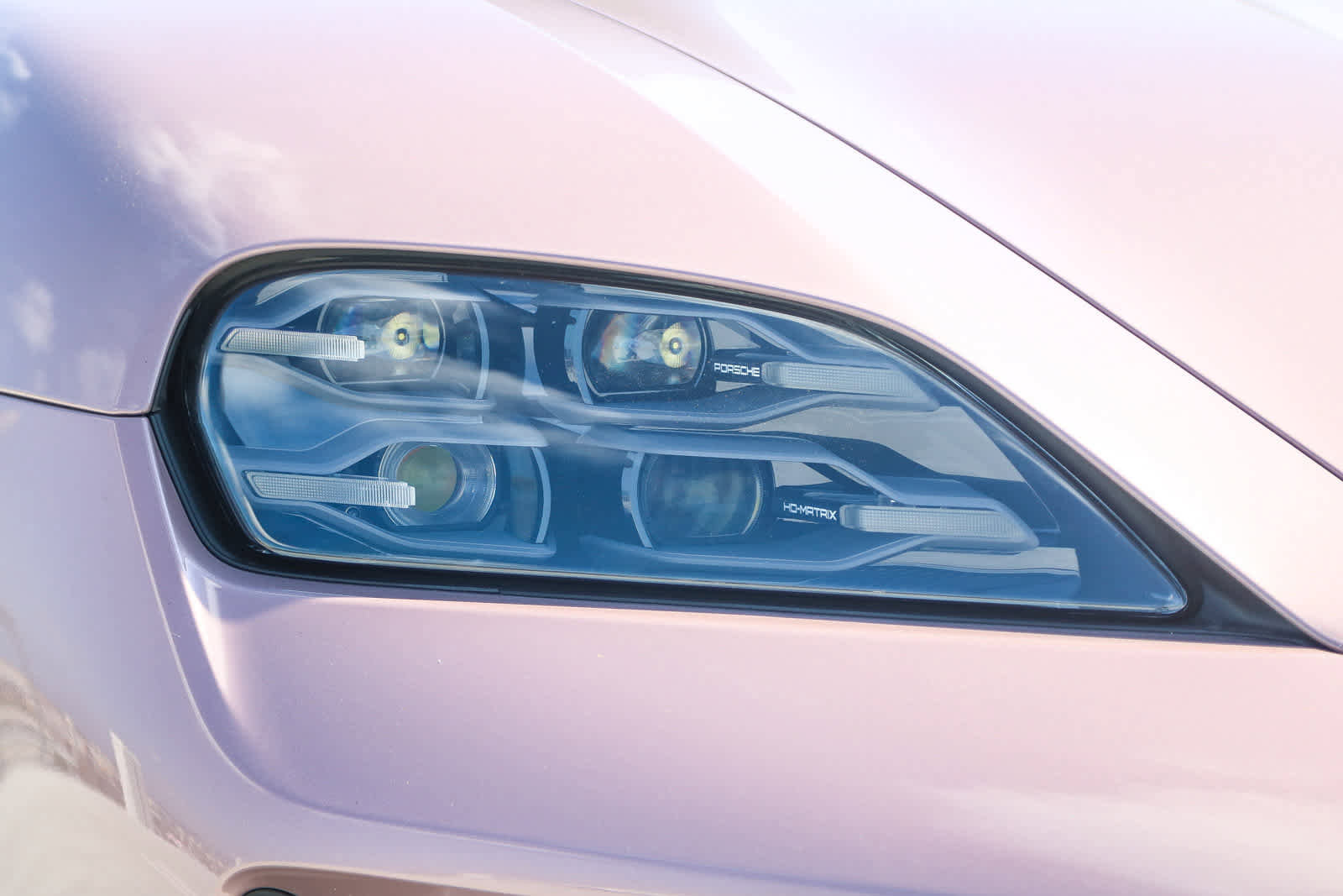 Used 2025 Porsche Taycan 4S image 4