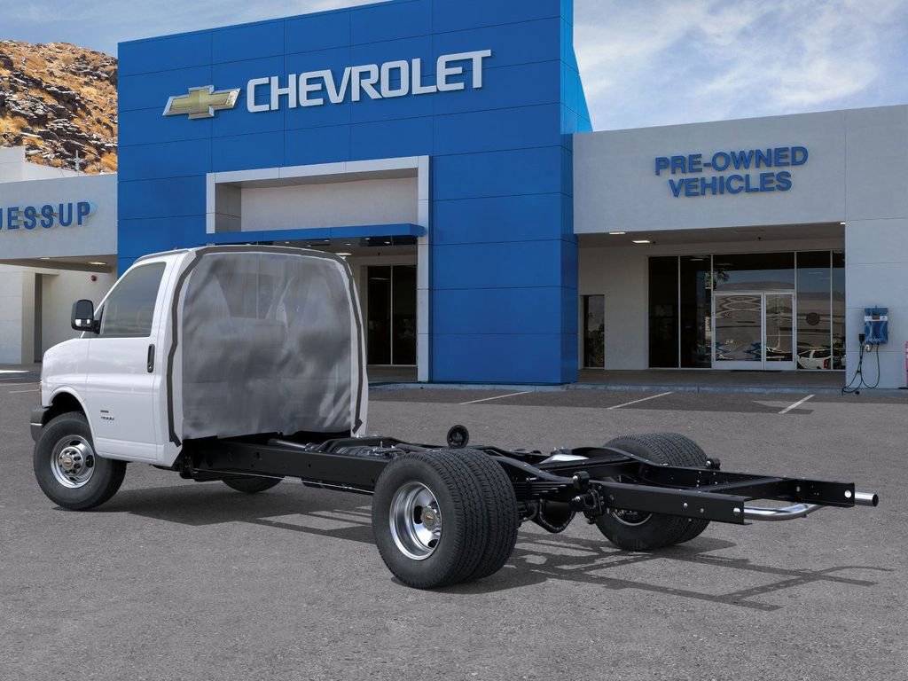 New 2025 Chevrolet Express 3500 w/ Power Convenience Package RWD image 3