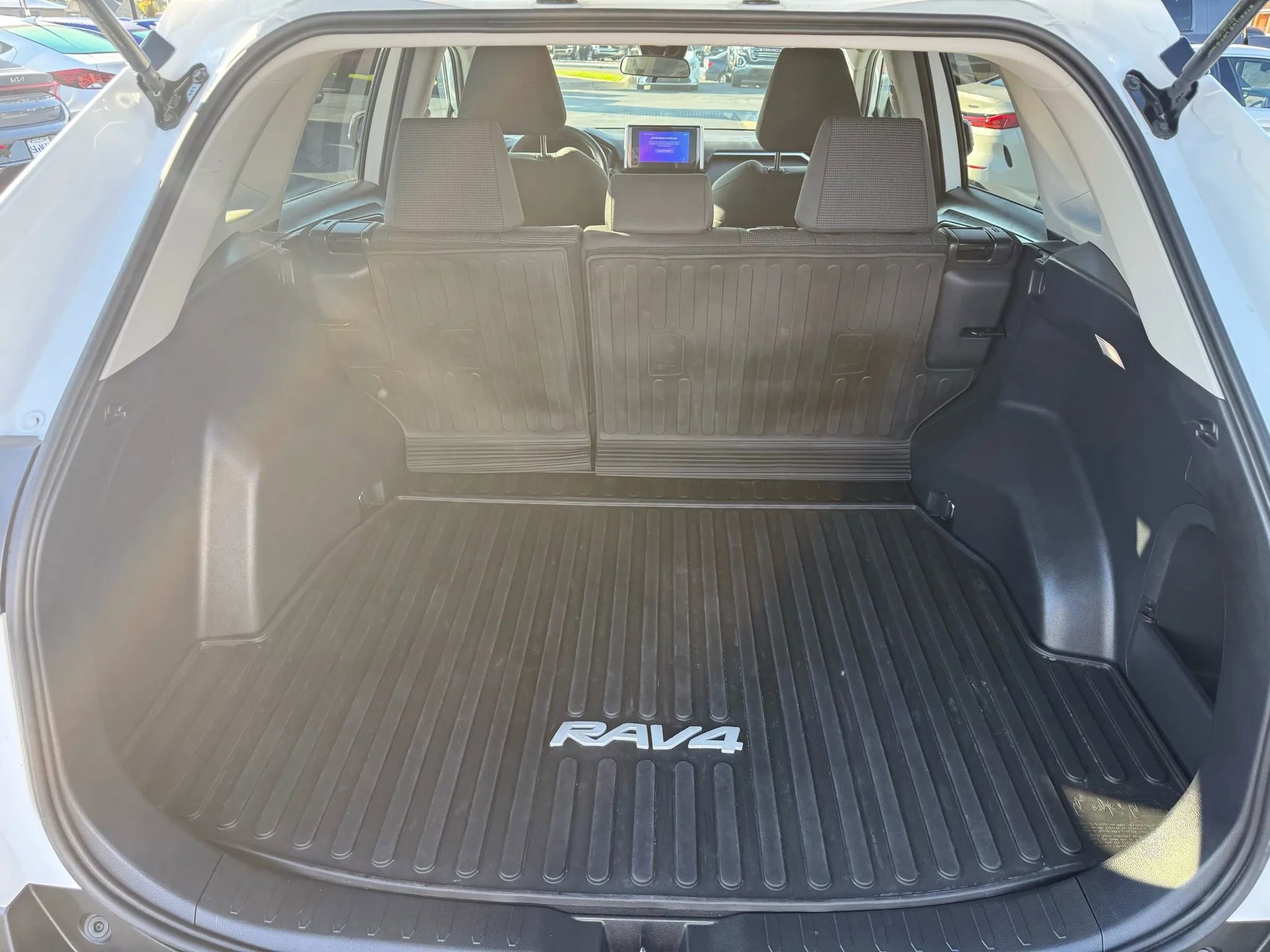 Used 2024 Toyota RAV4 LE image 26