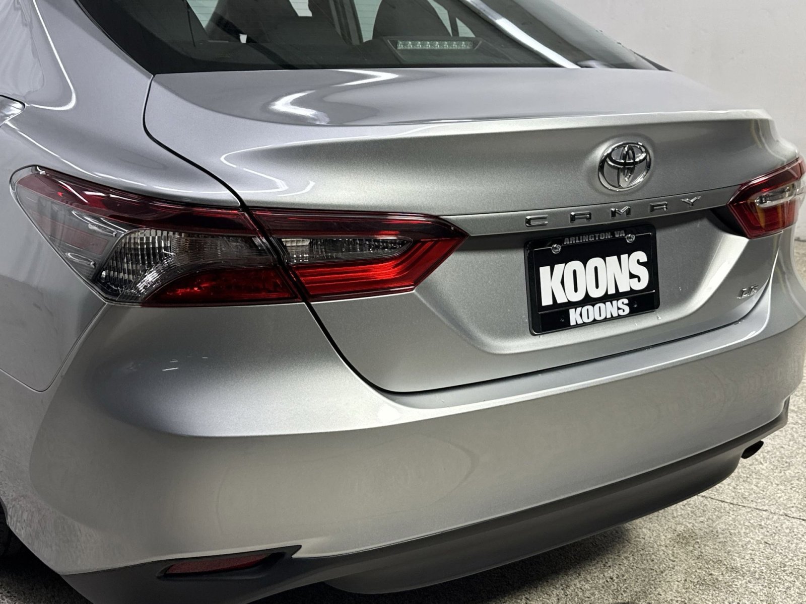 Used 2022 Toyota Camry LE image 30