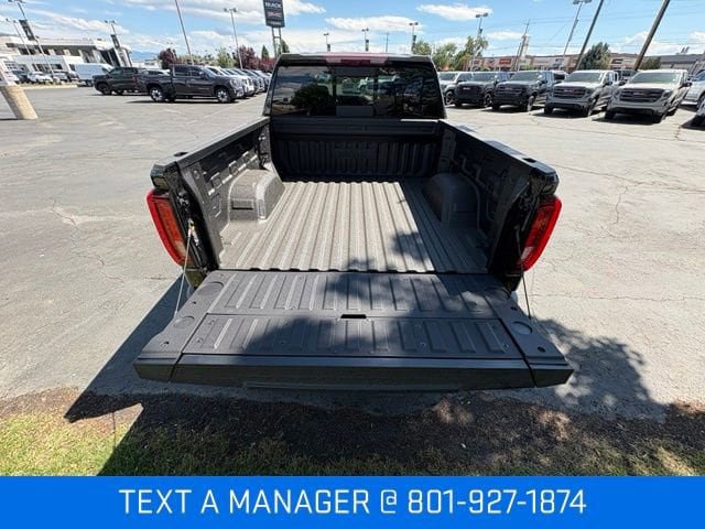 New 2026 GMC Sierra 1500 Denali w/ Technology Package AWD/4WD image 9