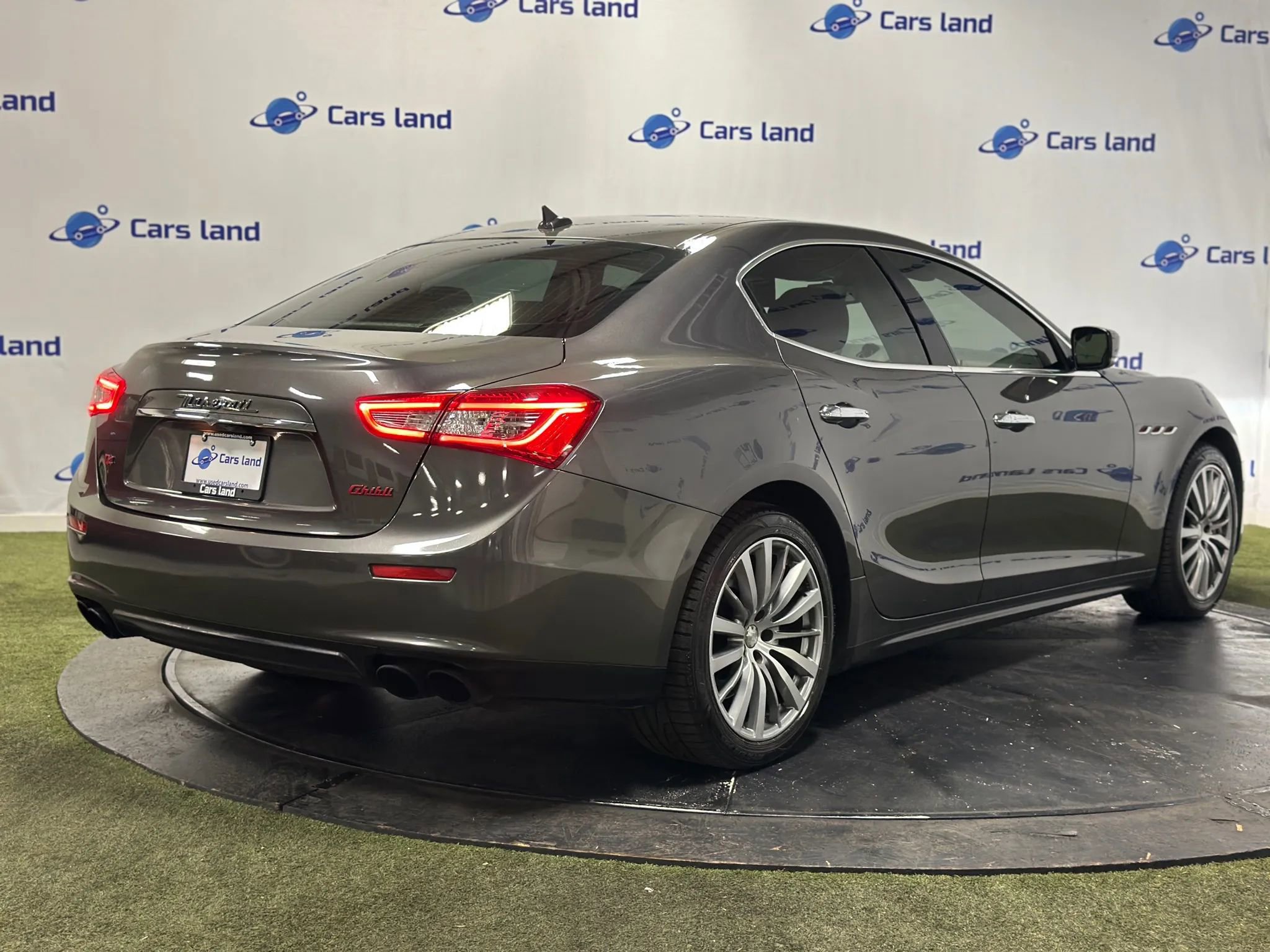 Used 2015 Maserati Ghibli S Q4 image 3