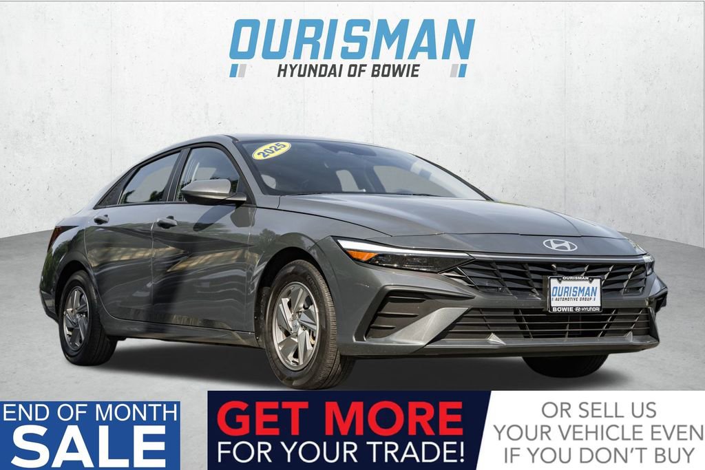 Used 2025 Hyundai Elantra SE