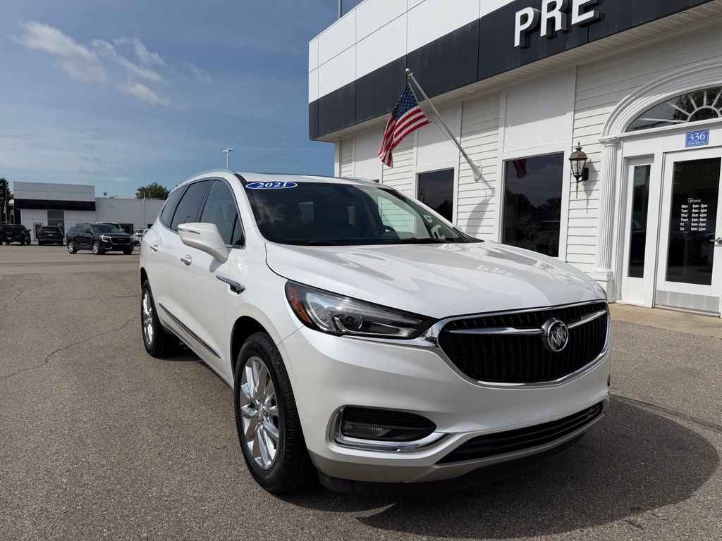 Certified 2021 Buick Enclave Essence w/ Sound and Sites Package AWD/4WD image 3