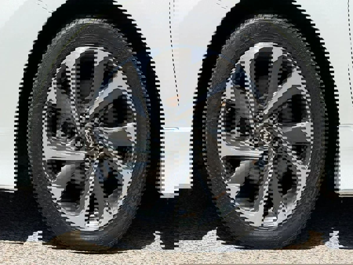 Used 2016 Scion iM image 22