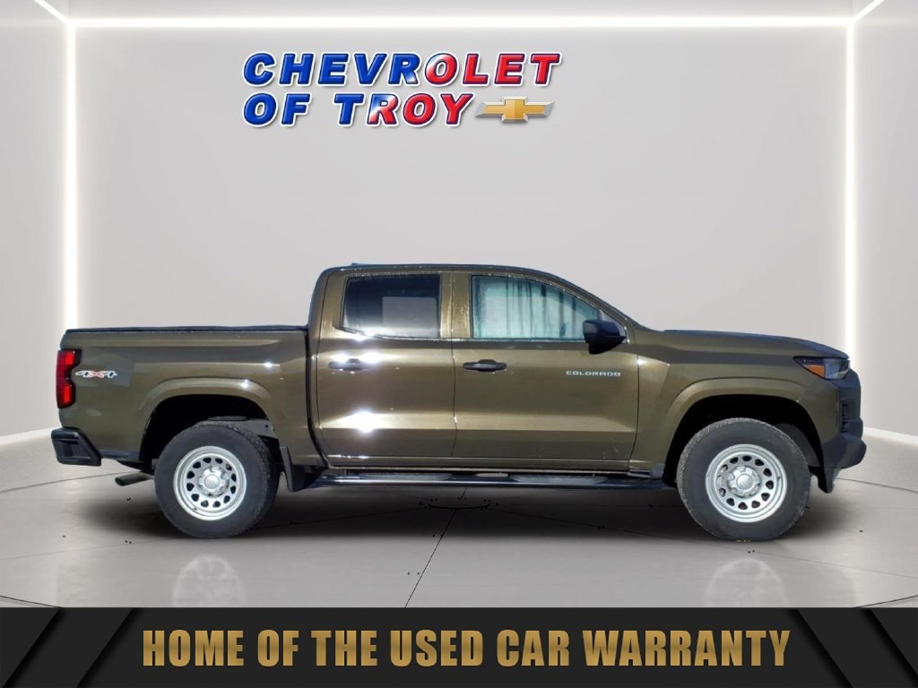 Used 2023 Chevrolet Colorado W/T w/ WT Convenience Package II AWD/4WD image 10