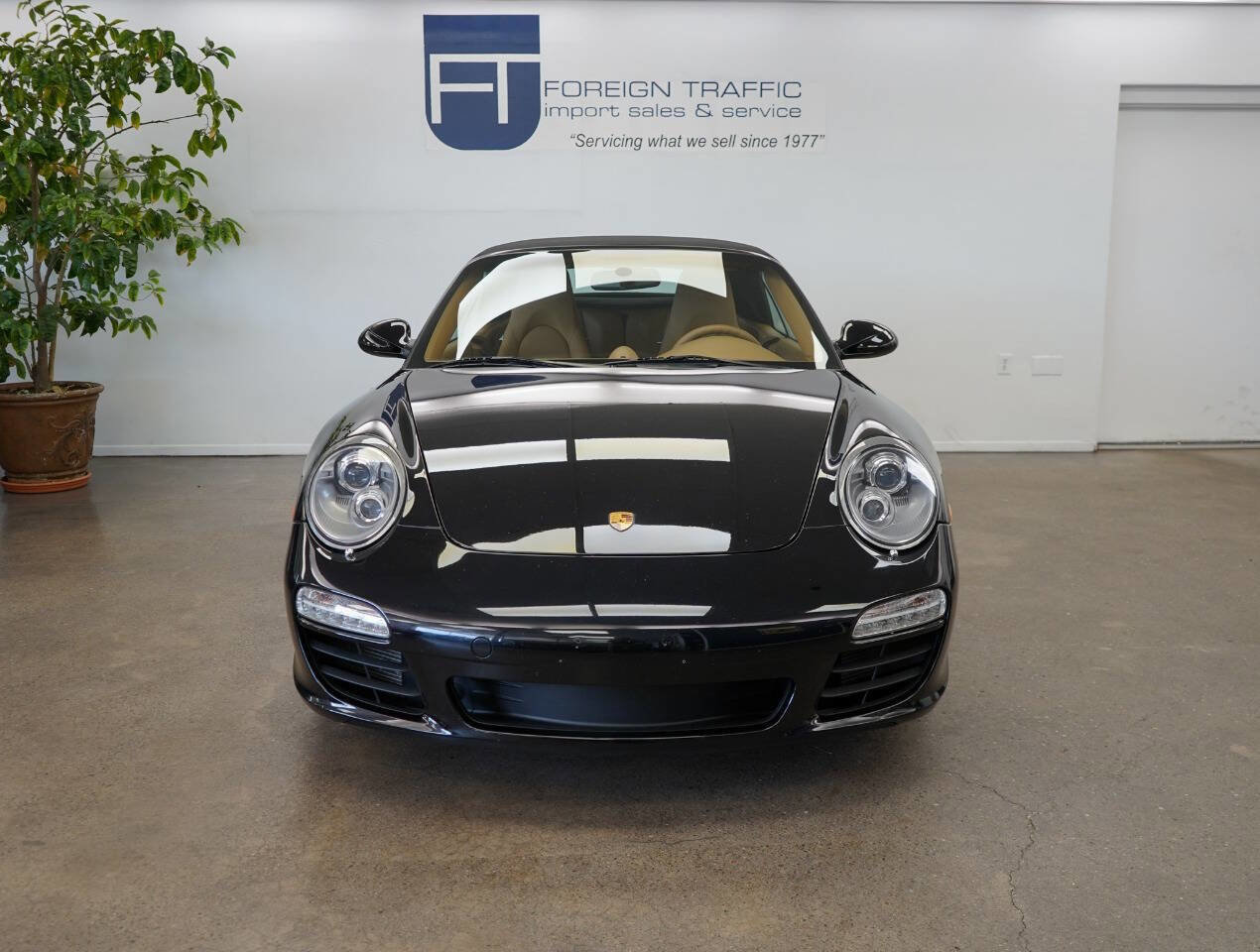 Used 2009 Porsche 911 Carrera S image 2