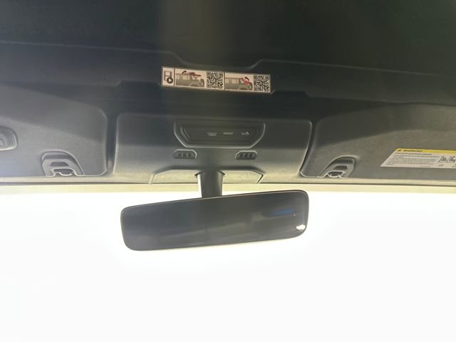 Used 2023 Jeep Wrangler Unlimited w/ Cold Weather Group image 24